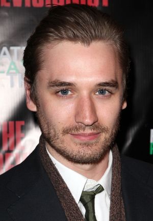 Seth Numrich @ BroadwayWorld Seth Numrich Photo