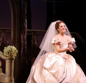 Laura Osnes @ BroadwayWorld Laura Osnes Photo