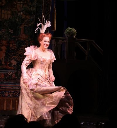 Harriet Harris  Photo