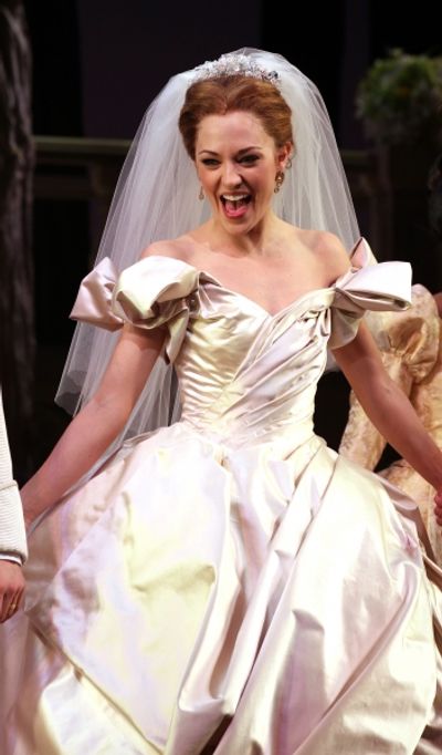Laura Osnes Photo