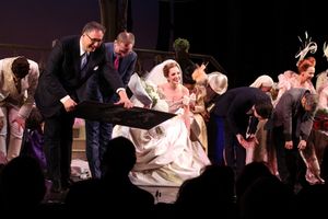 Santino Fontana, Douglas Carter Beane, Director Mark Brokaw, Laura Osnes & Company @ BroadwayWorld Santino Fontana, Douglas Carter Beane, Director Mark Brokaw, Laura Osnes & Company Photo