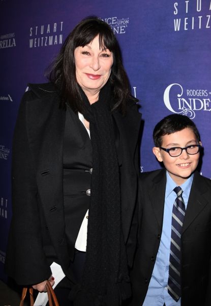 Photos: CINDERELLA's Opening Night Theatre Arrivals! — photo 16 of 63