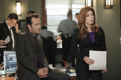 Luke Perry, Dana Delany Photo