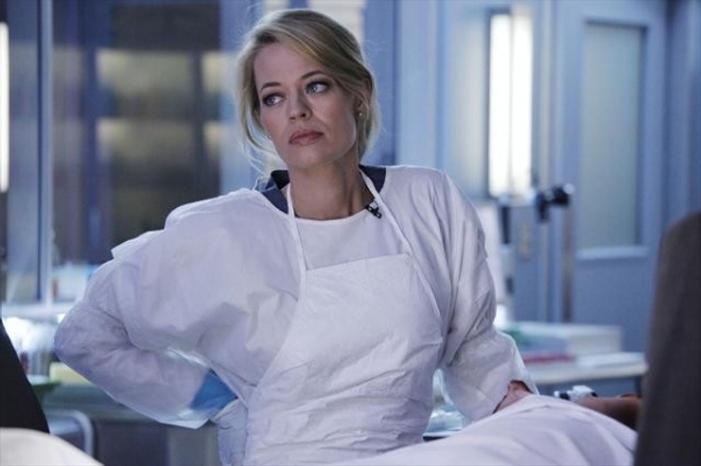 Photo Flash: First Look - BODY OF PROOF's 'Skin and Bones,' Airing 3/19  Image