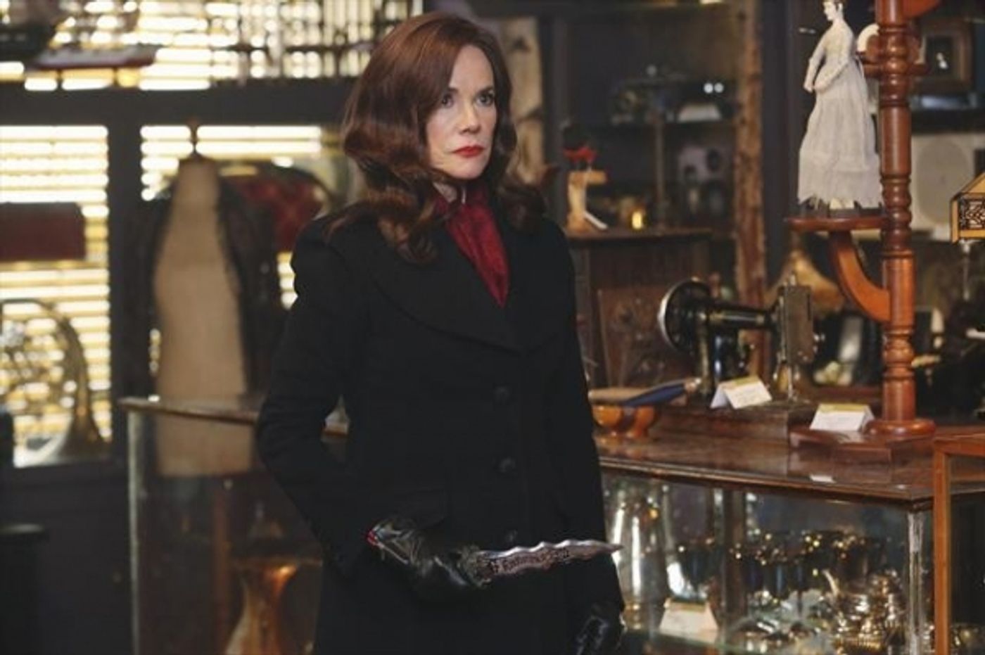 Photo Flash: First Look - This Week's All New ONCE UPON A TIME  Image
