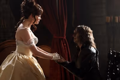 Rose McGowan, Robert Carlyle Photo