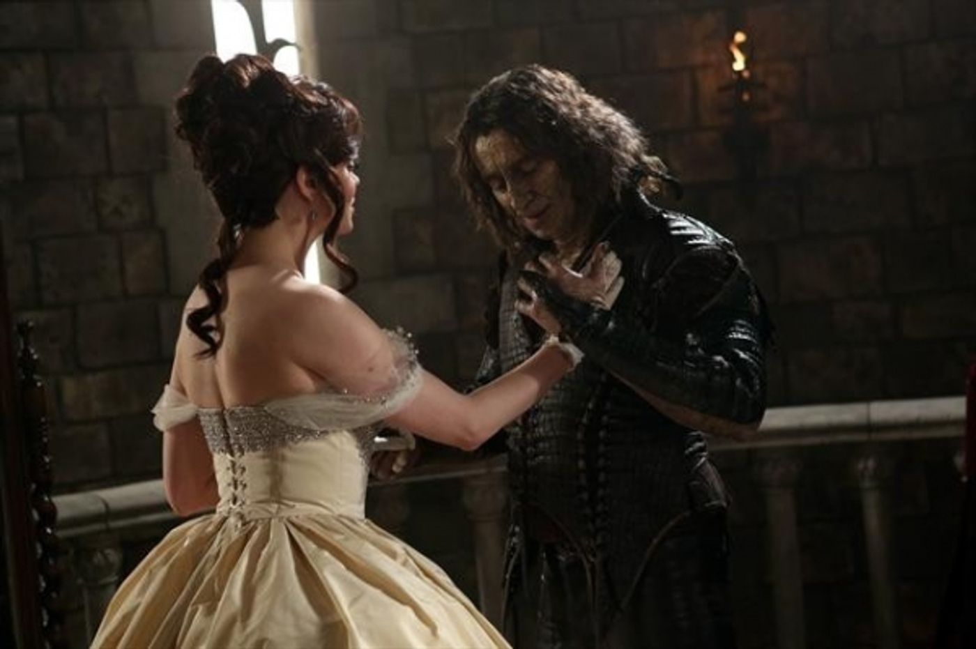 Photo Flash: First Look - This Week's All New ONCE UPON A TIME  Image