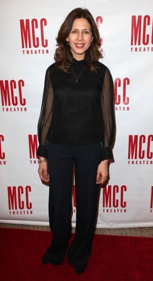 Jessica Hecht  Photo