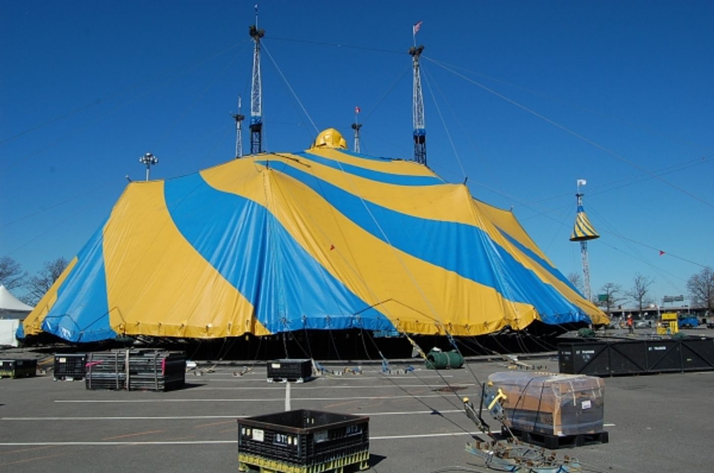 Photo Flash: Cirque du Soleil Raises TOTEM Big Top at Citi Field for 3/14 Opening Photo Flash: Cirque du Soleil Raises TOTEM Big Top at Citi Field for 3/14 Opening Image