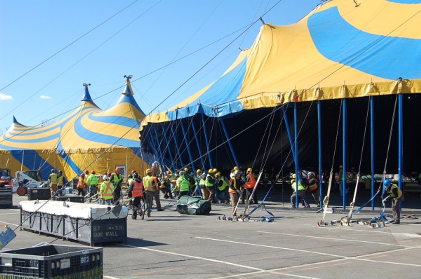 Photo Flash: Cirque du Soleil Raises TOTEM Big Top at Citi Field for 3/14 Opening Photo Flash: Cirque du Soleil Raises TOTEM Big Top at Citi Field for 3/14 Opening Image