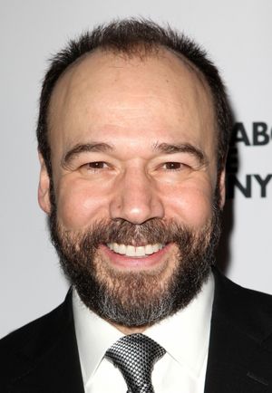 Danny Burstein  Photo