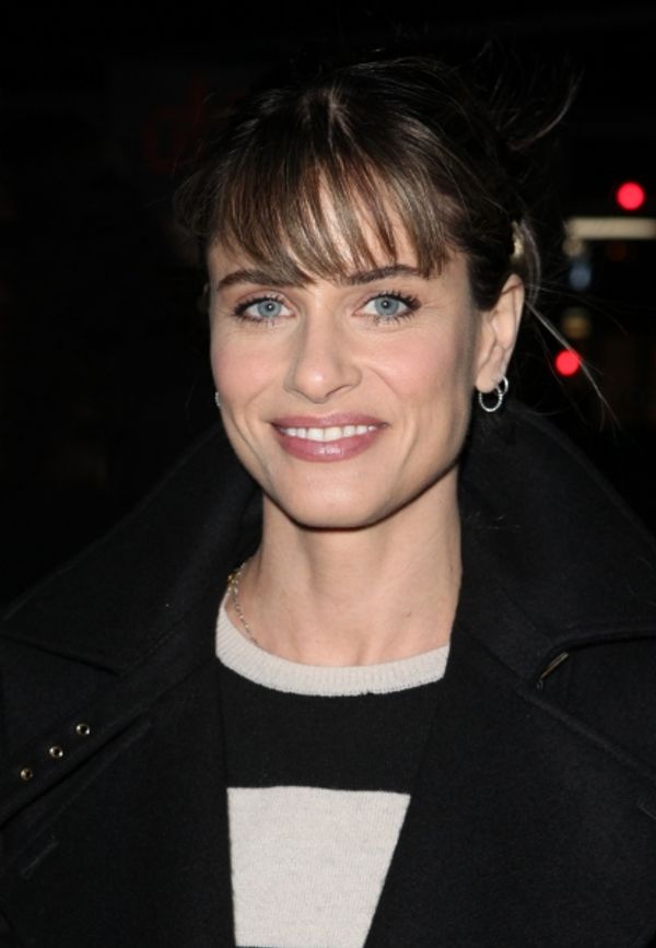 Amanda Peet  Photo