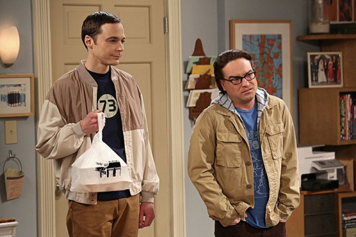 Photo Flash: THE BIG BANG THEORY's 'The Closet Reconfiguration,' Airing 3/14  Image