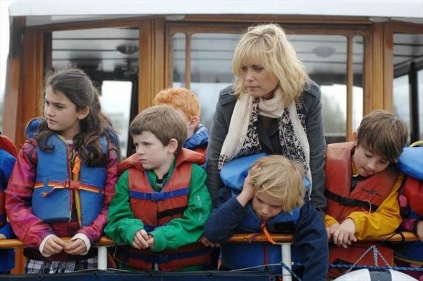 RADHA MITCHELL, JAKOB SALVATI, SPENCER DREVER Photo