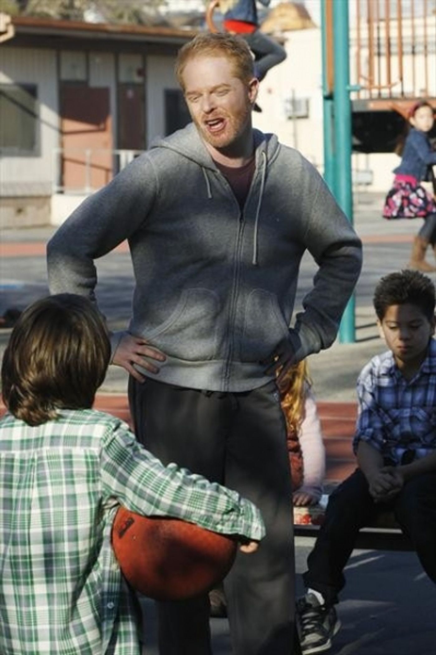 Photo Flash: First Look - MODERN FAMILY's 'The Wow Factor,' Airing 3/27  Image