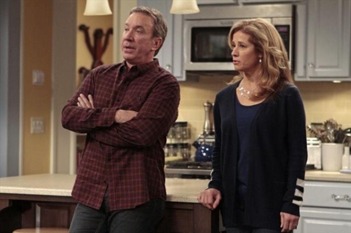 Photo Flash: First Look at LAST MAN STANDING's Season Finale, Airing 3/22  Image