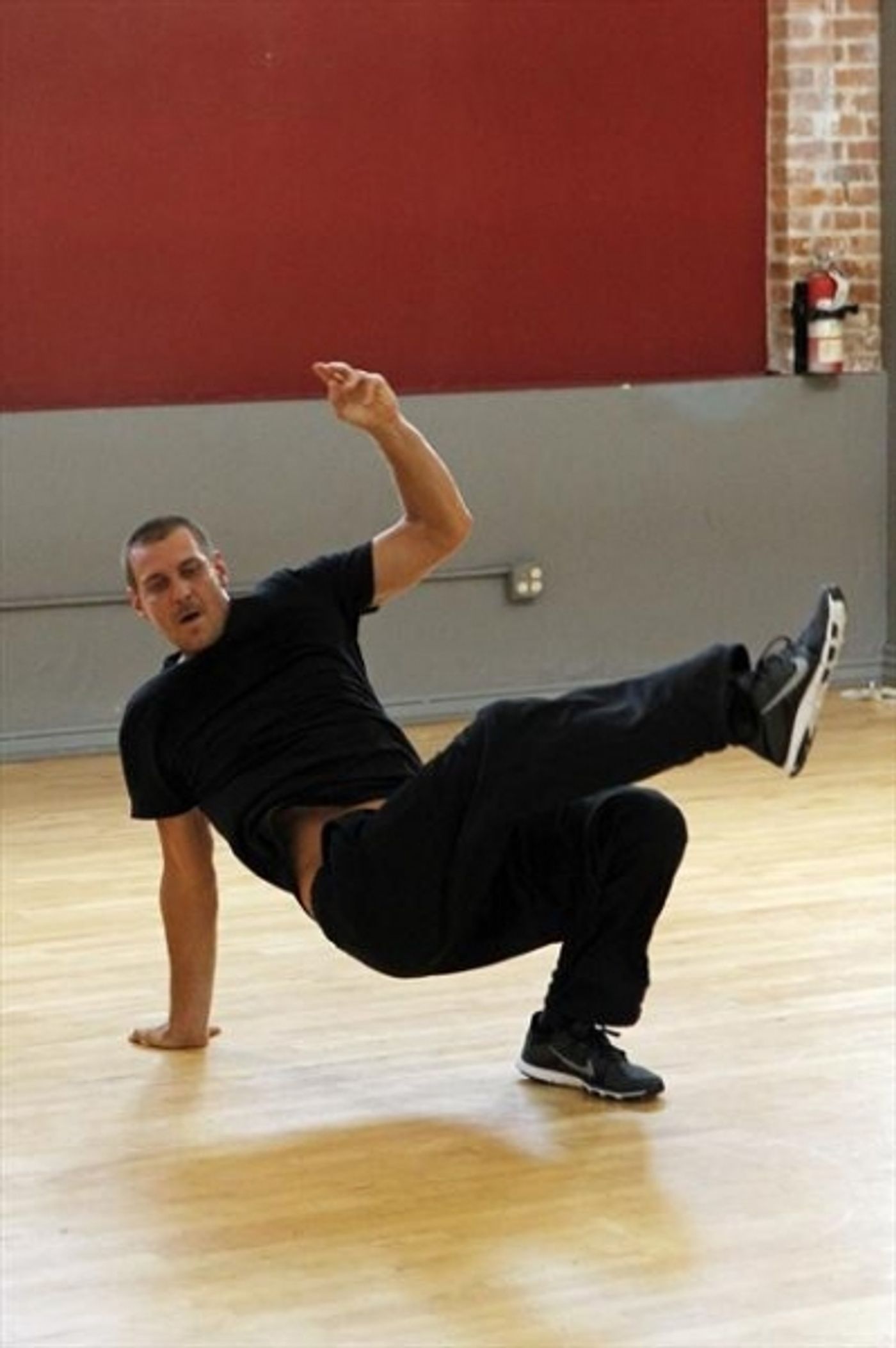 Photo Flash: In Rehearsals with the Season 16 Cast of DANCING WITH THE STARS  Image