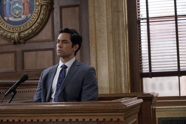 Photo Flash: First Look - LAW & ORDER: SVU's 'Undercover Blue,' Airing 3/20  Image