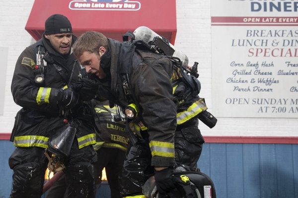 Photo Flash: First Look - CHICAGO FIRE's 'Fireworks,' Airing 3/20  Image