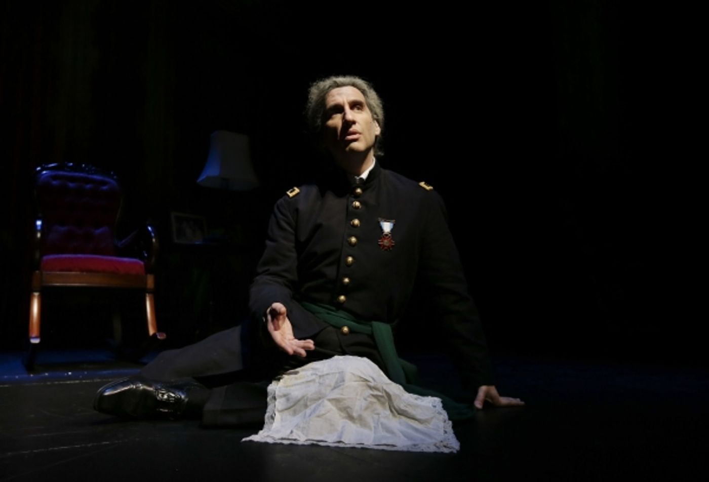 Photo Flash: First Look at Hershey Felder's AN AMERICAN STORY at Royal George Theatre  Image