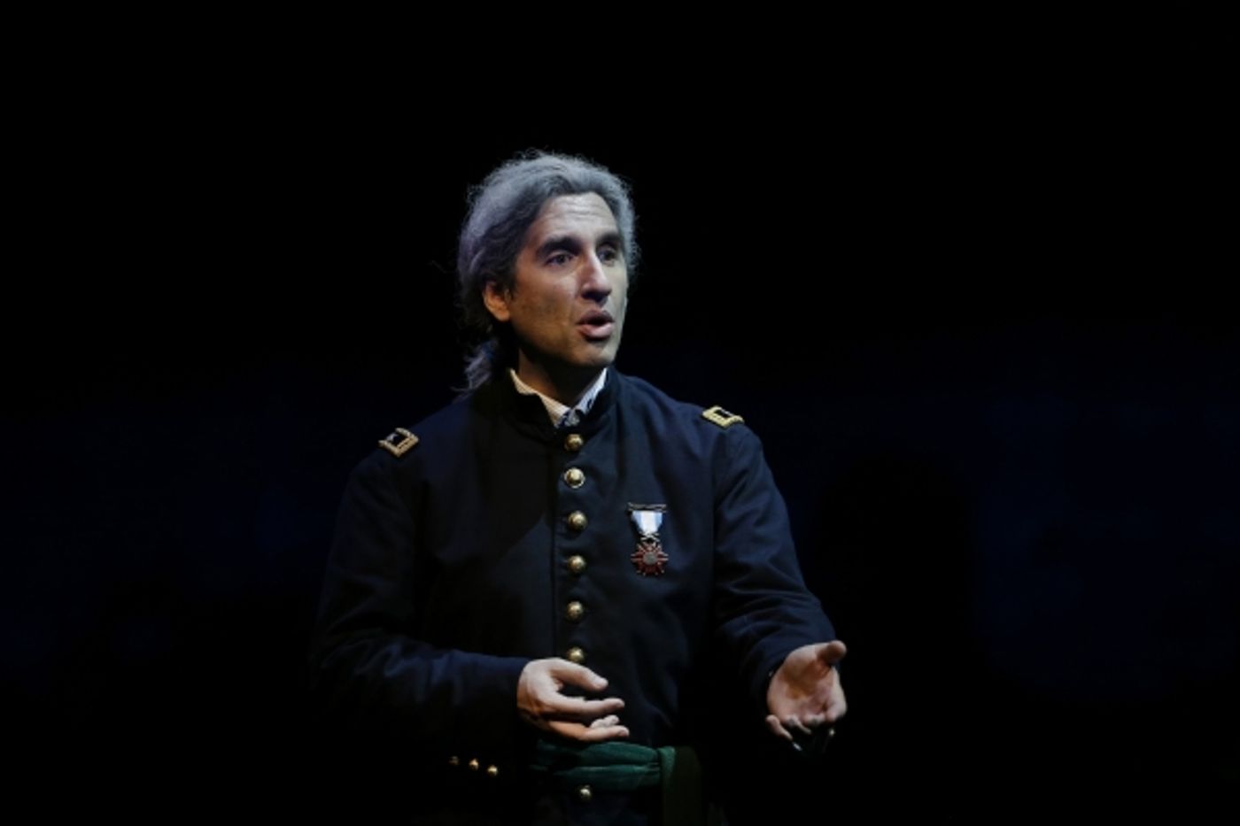 Photo Flash: First Look at Hershey Felder's AN AMERICAN STORY at Royal George Theatre  Image