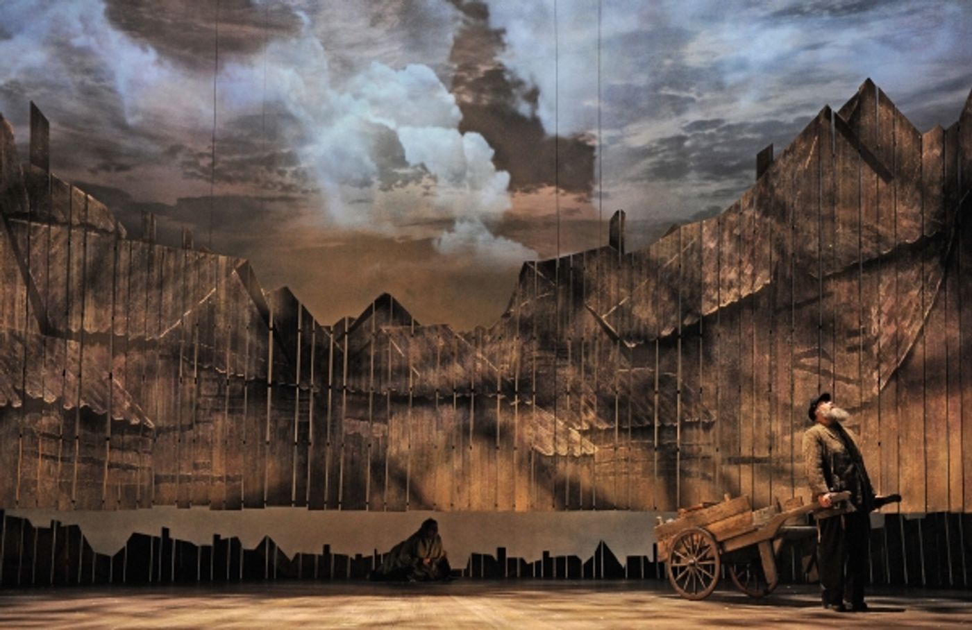 Photo Flash: First Look at FIDDLER ON THE ROOF at Aurora's Paramount Theatre  Image