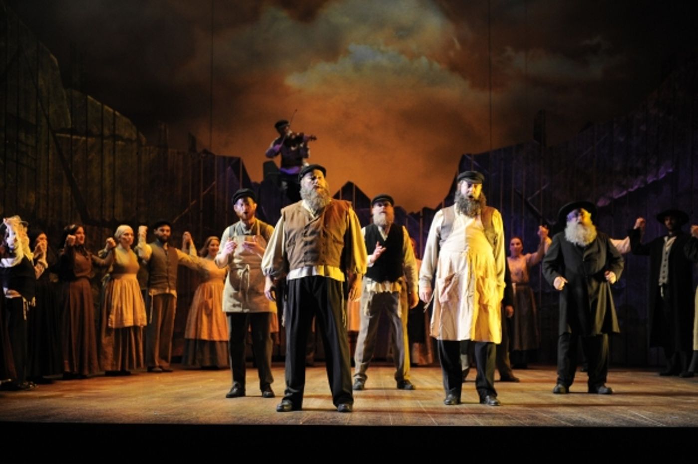 Photo Flash: First Look at FIDDLER ON THE ROOF at Aurora's Paramount Theatre  Image