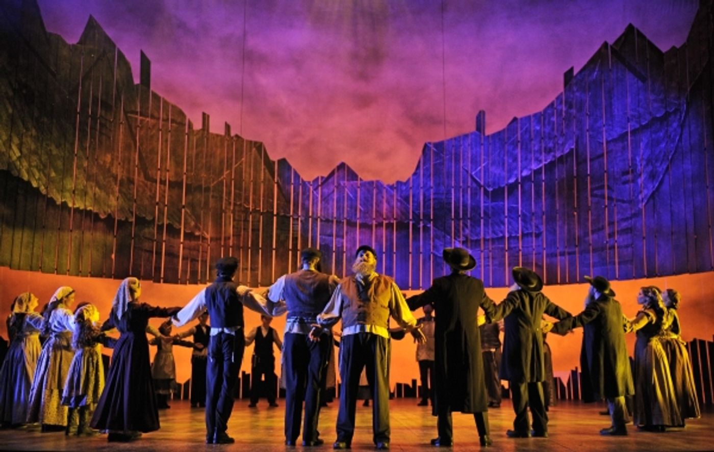 Photo Flash: First Look at FIDDLER ON THE ROOF at Aurora's Paramount Theatre  Image