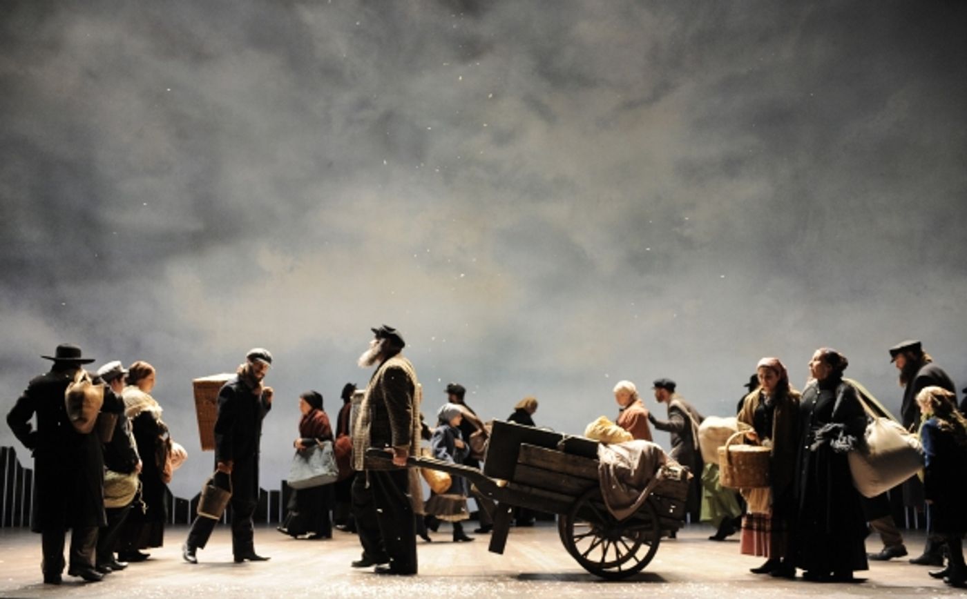 Photo Flash: First Look at FIDDLER ON THE ROOF at Aurora's Paramount Theatre  Image