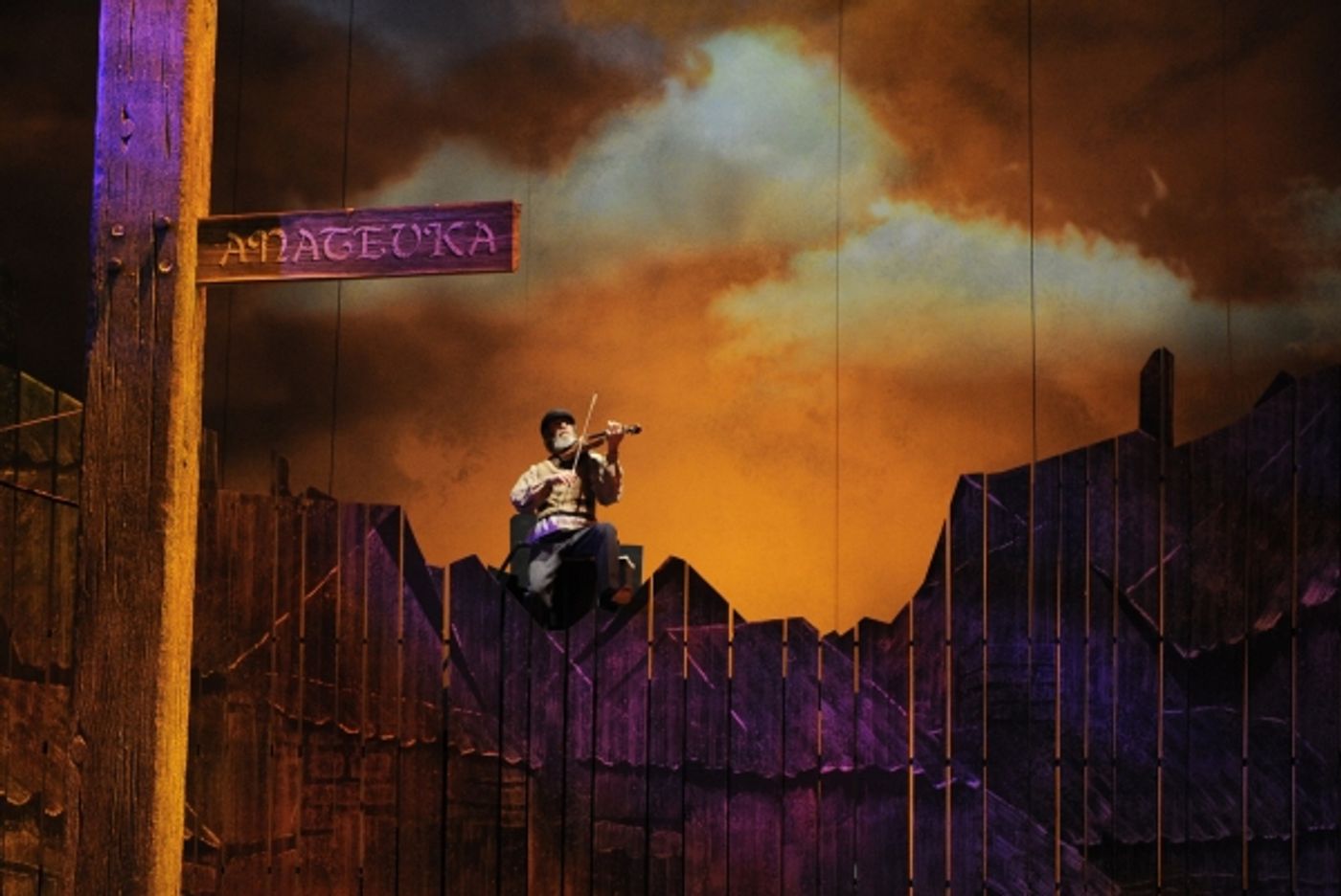 Photo Flash: First Look at FIDDLER ON THE ROOF at Aurora's Paramount Theatre  Image