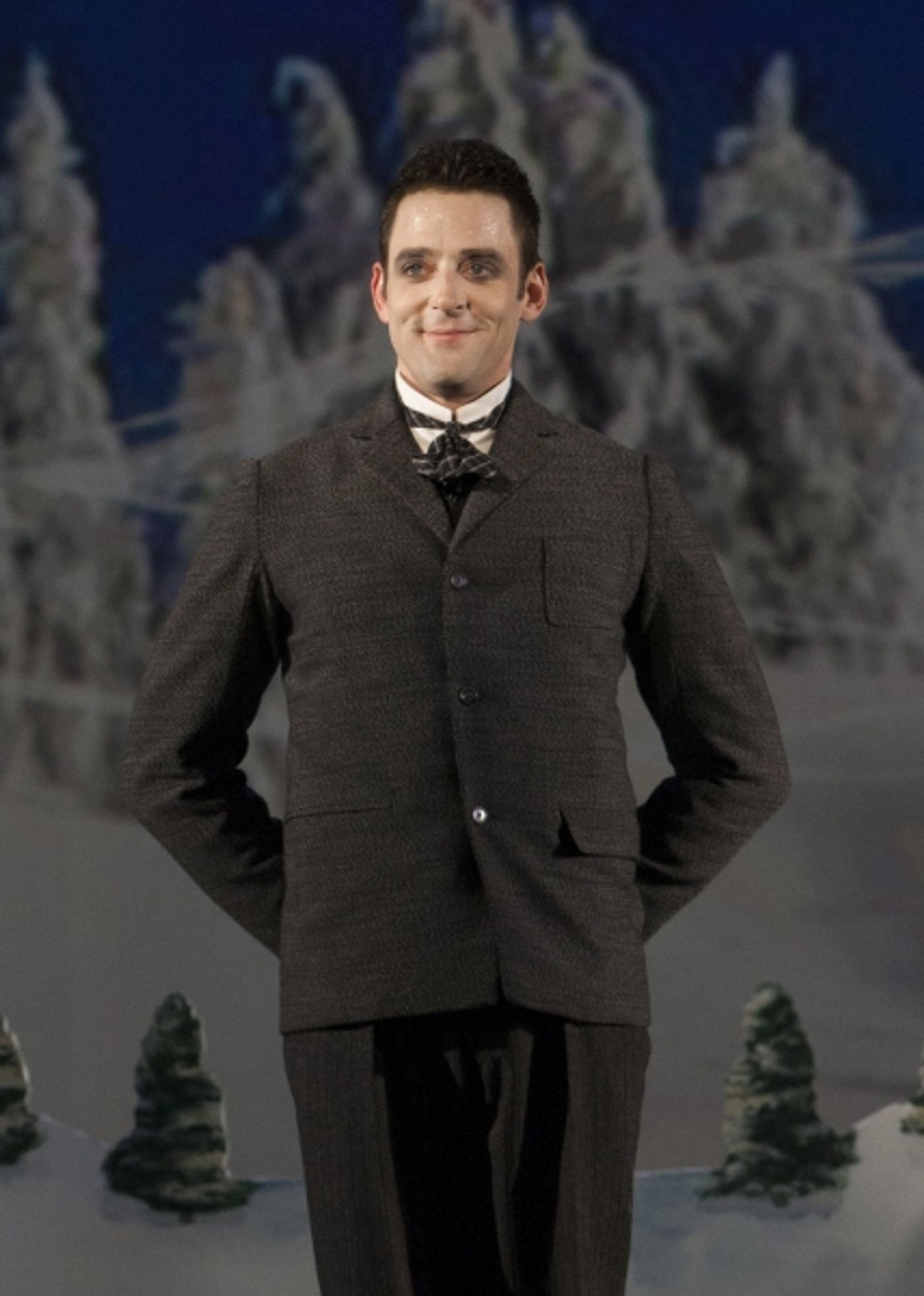 Photo Flash: First Look at The Old Globe's A GENTLEMAN'S GUIDE TO LOVE AND MURDER, Opening Tonight Photo Flash: First Look at The Old Globe's A GENTLEMAN'S GUIDE TO LOVE AND MURDER, Opening Tonight Image