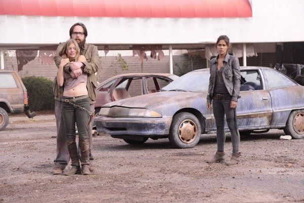 Zak Orth, Tracy Spiridakos, Daniella Alonso Photo