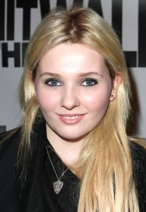 Abigail Breslin @ BroadwayWorld Abigail Breslin Photo