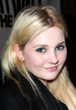 Abigail Breslin @ BroadwayWorld Abigail Breslin Photo
