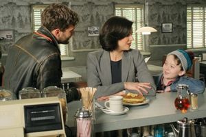 JAMIE DORNAN, Lana Parrilla, Benjamin Stockham Photo