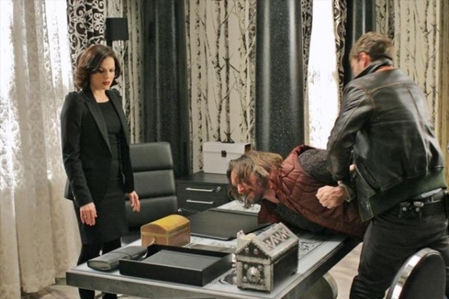 Photo Flash: This Week's All New ONCE UPON A TIME Image