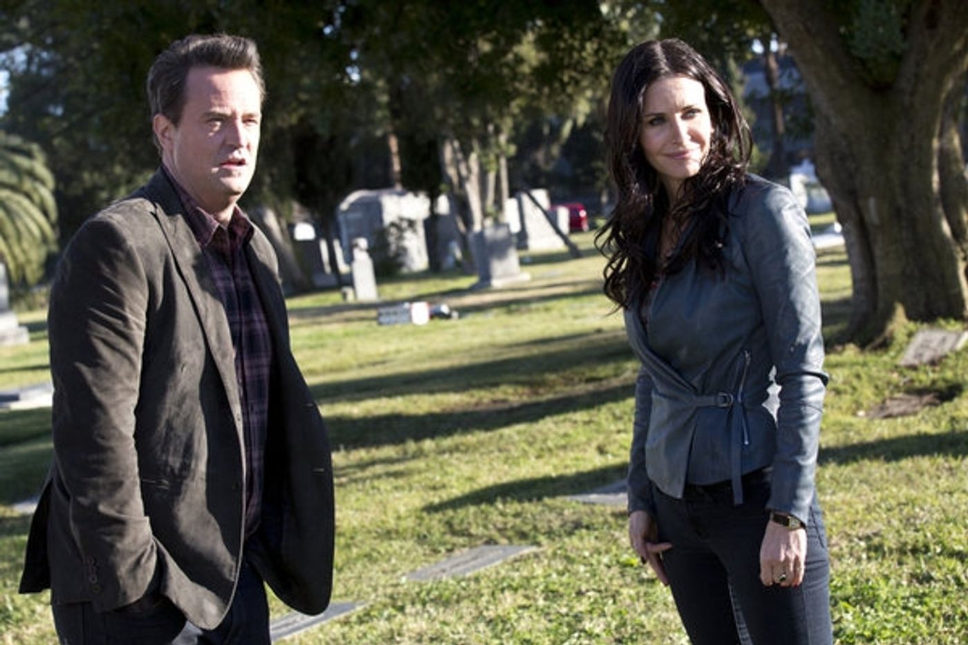 Photo Flash: First Look - 'Friends' Stars Perry/Cox Reunite on NBC's GO ON  Image
