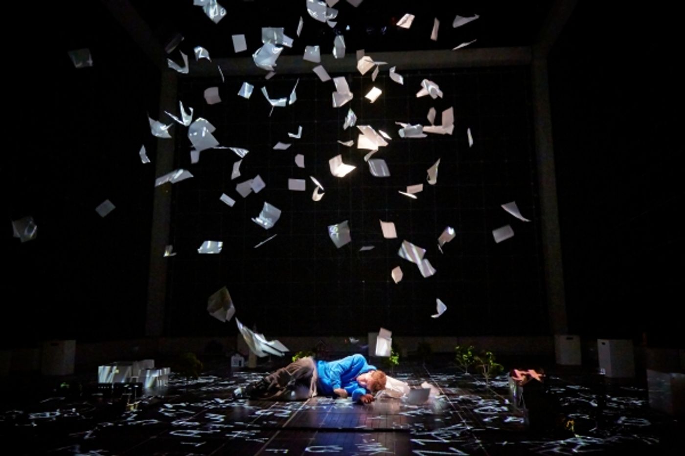 Photo Flash: First Look at THE CURIOUS INCIDENT OF THE DOG IN THE NIGHT-TIME in the West End!  Image