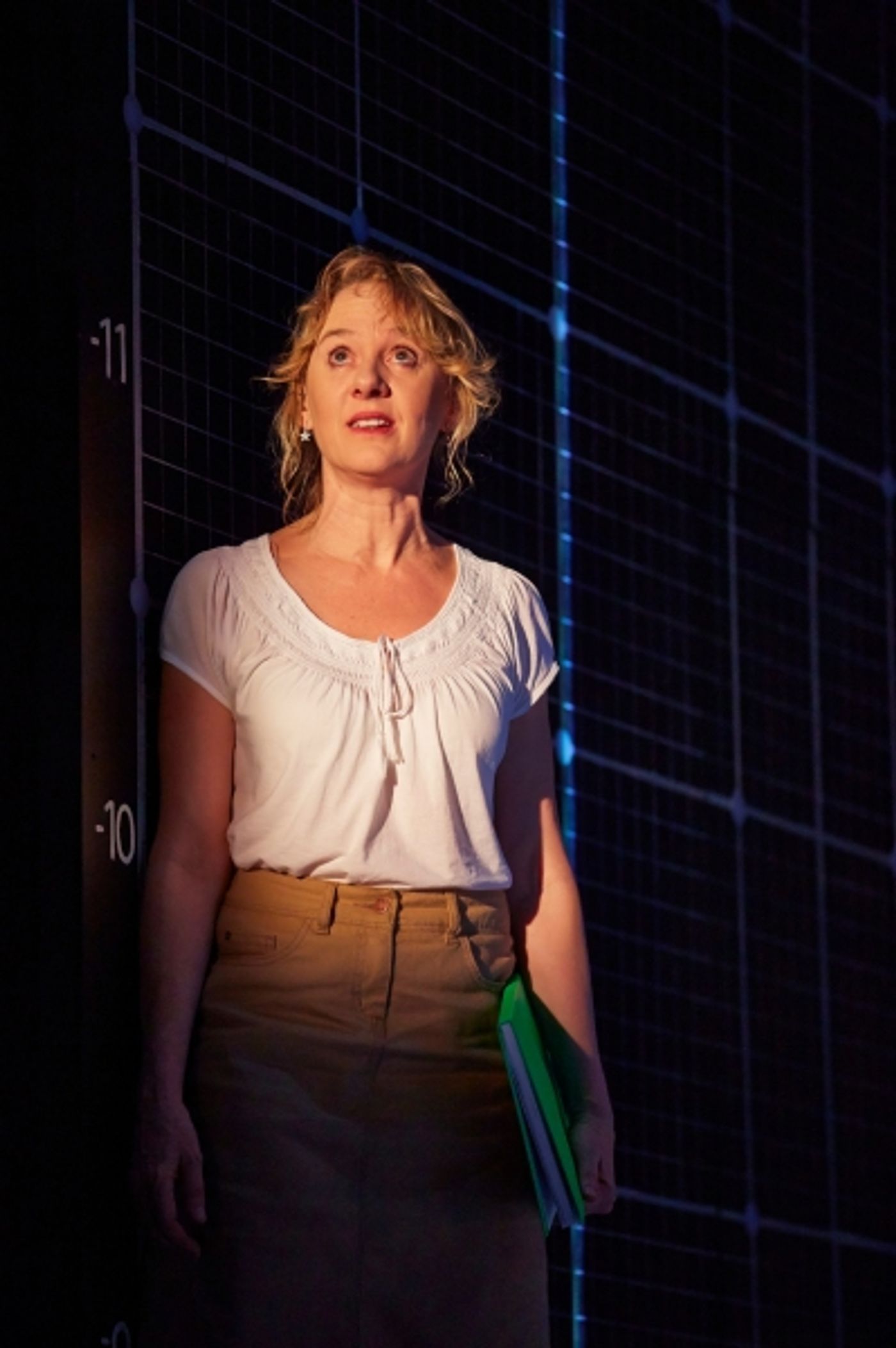 Photo Flash: First Look at THE CURIOUS INCIDENT OF THE DOG IN THE NIGHT-TIME in the West End!  Image