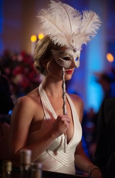 Emily Vancamp Photo