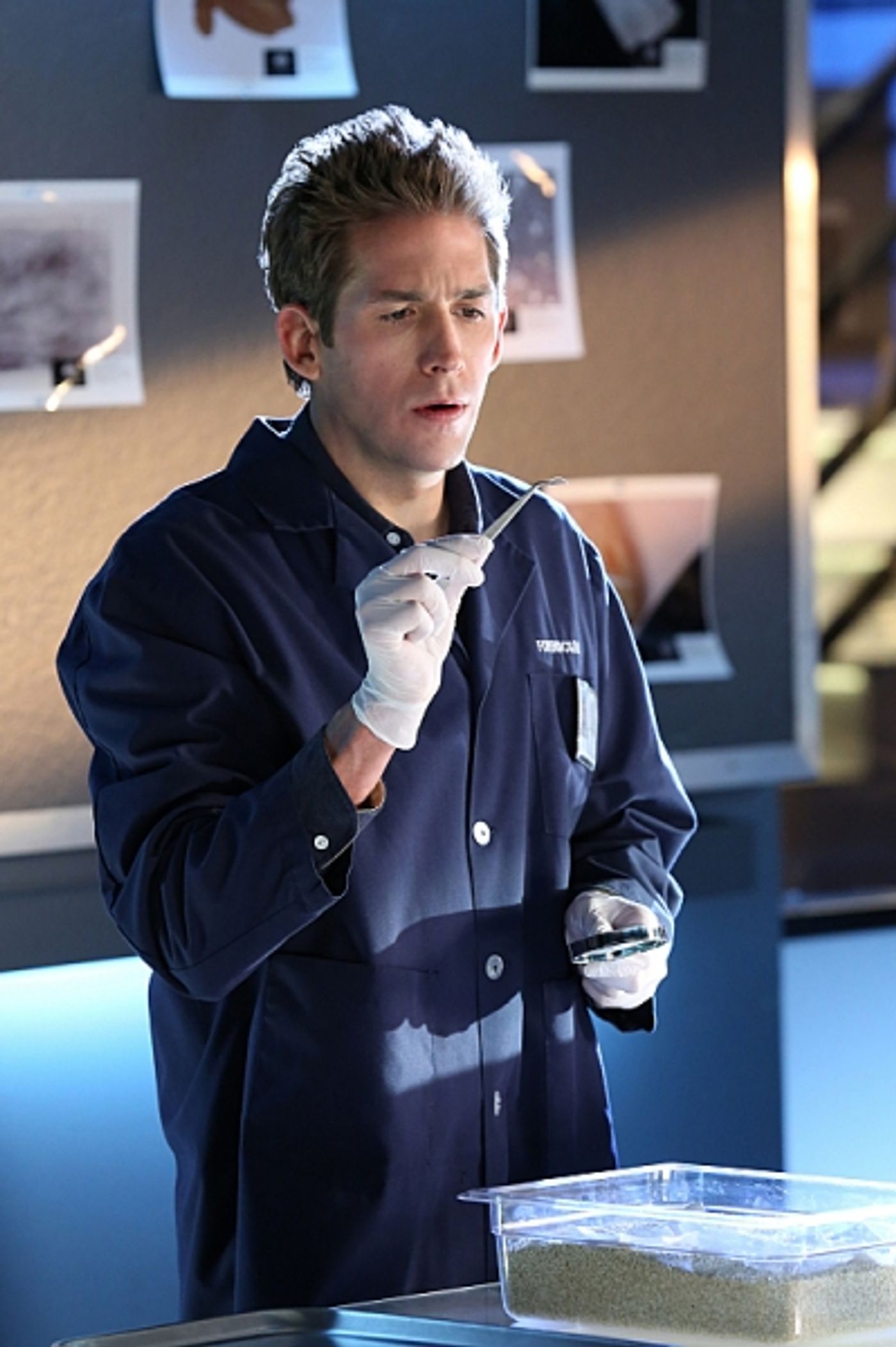 Photo Flash: First Look - CSI's 'Dead of the Class,' Airing 3/20  Image