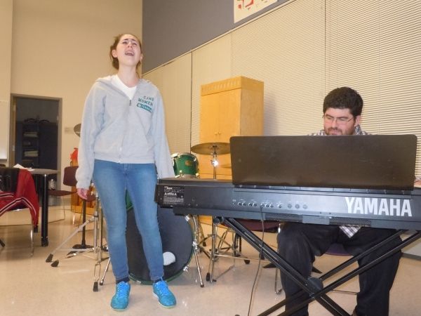 Tali Shapiro (Junior) rehearsing 'Good Morning Baltimore' Photo