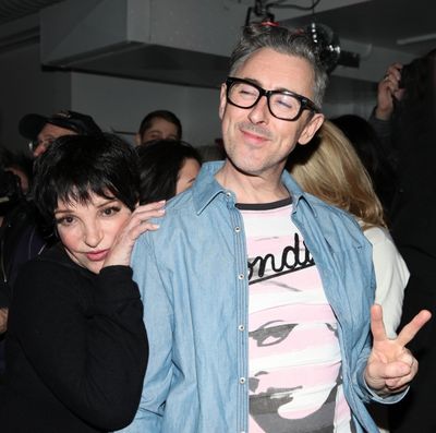 Liza Minnelli & Alan Cumming  Photo