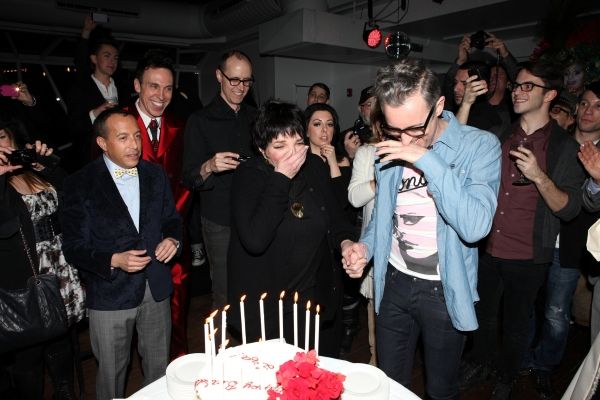 Scott Gorenstein, Daniel Nardicio, Grant Shaffer, Liza Minnelli & Alan Cumming Photo