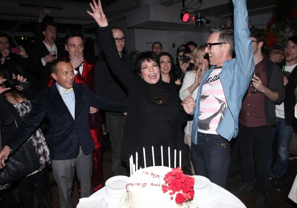 Scott Gorenstein, Daniel Nardicio, Grant Shaffer, Liza Minnelli & Alan Cumming Photo