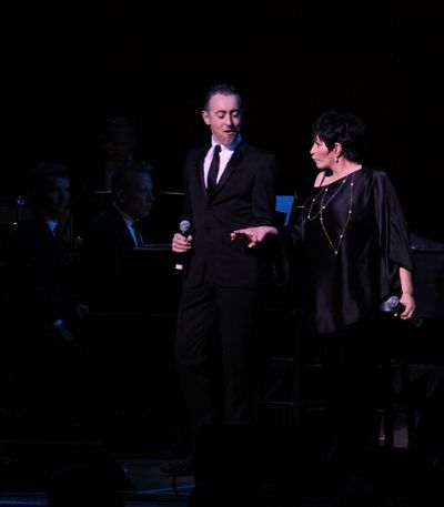 Liza Minnelli and Alan Cumming Photo