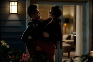 John Cho, Laura Benanti @ BroadwayWorld John Cho, Laura Benanti Photo