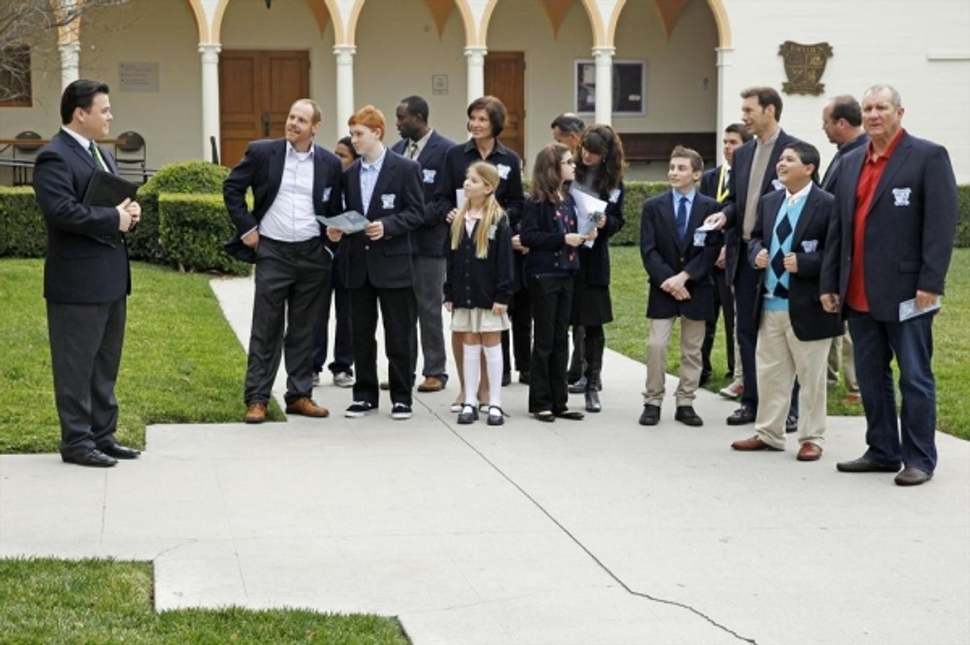 Photo Flash: MODERN FAMILY's 'The Future Dunphys', Airing 4/3  Image