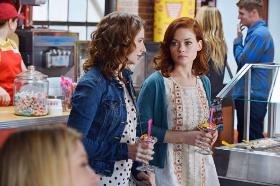 Photo Flash: First Look - SUBURGATORY's 'Decemberfold,' Airing 4/3 Image