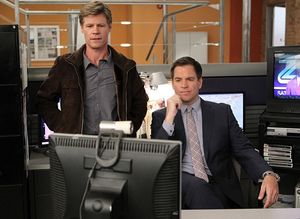 Joel Gretsch, Michael Weatherly Photo